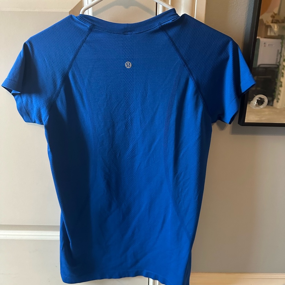 Lululemon Swiftly Tech Short Sleeve shirt 2.0